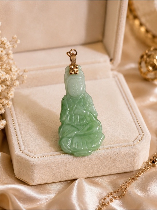 Jewelry - Vintage Green Jade / Jadeite Buddha Pendant | Spiritual Protection Amulet